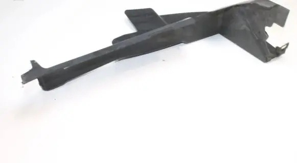 Chrysler 300 - 300C Other body part 04806236