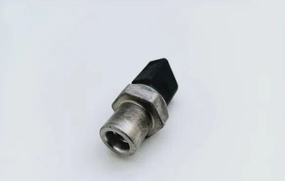 Audi A6 S6 C6 4F Air conditioning (A/C) pressure sensor 4H0959126