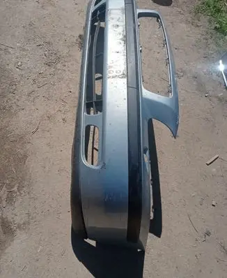 Volvo V70 Front bumper 09484239