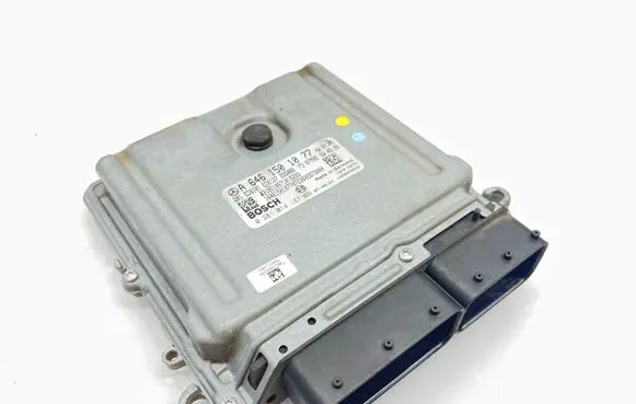 Mercedes-Benz Vito Viano W639 Engine control unit/module A6461501077