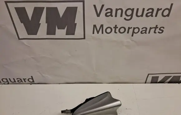 Hyundai i40 Aerial GPS antenna 962103Z550 962103Z550N3S