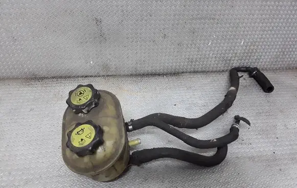 Power steering fluid tank/reservoir