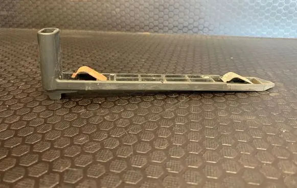 Volvo XC60 Headlight/headlamp mounting bracket 89075547 30763154