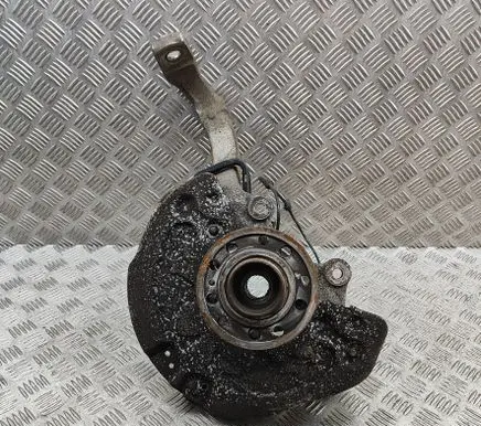 Front wheel hub