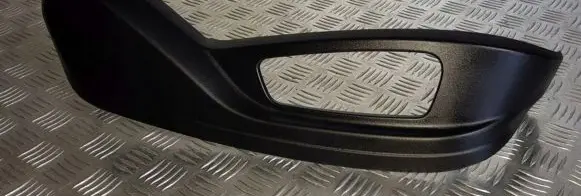 BMW X6 E71 Front door seat control surround trim 7167338