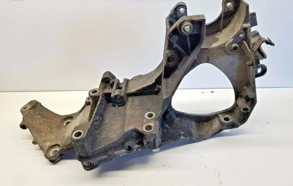 Renault Espace III A/C compressor mount bracket 8200123833 nr8600