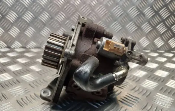 Volvo C30 Fuel injection high pressure pump 9676289780 A2C53384062