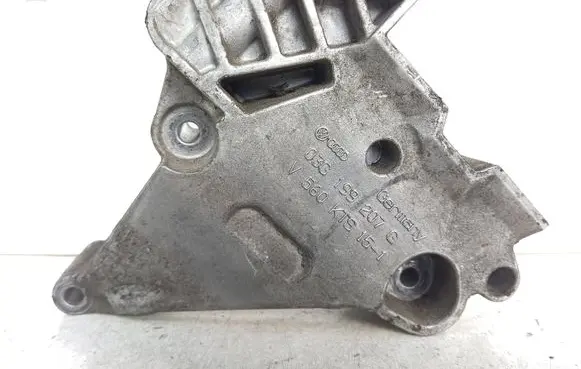 Volkswagen PASSAT B6 Engine mounting bracket 03G199207G