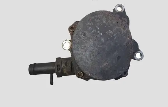 Renault Master III Vacuum pump