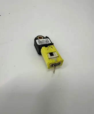 Toyota Avensis T270 Airbag deployment crash/impact sensor 8983105030 1259377267