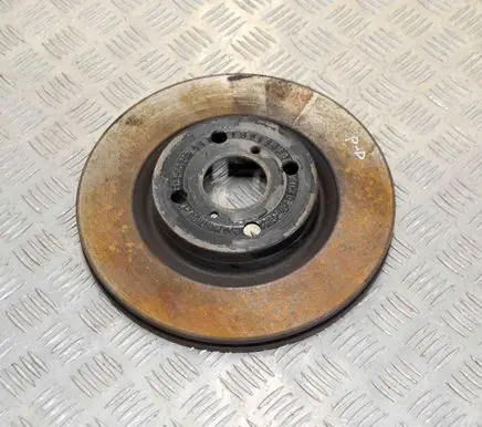 Toyota Yaris Front brake disc