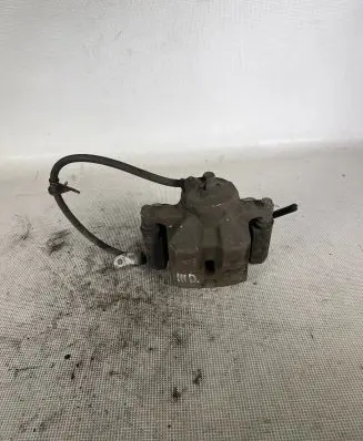 Toyota Prius (XW20) Front brake caliper