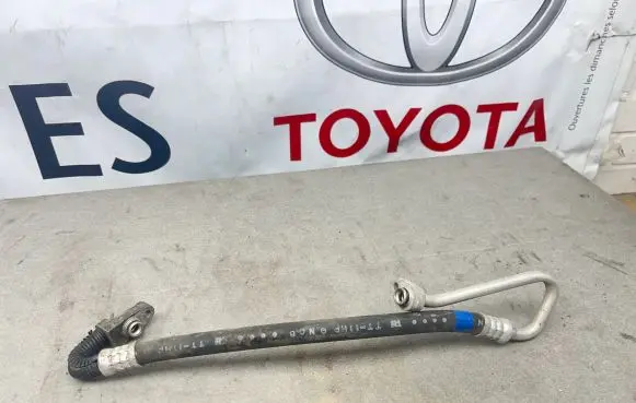 Toyota Prius (XW30) Air conditioning (A/C) pipe/hose