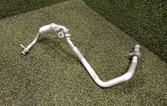 Porsche Cayenne (9Y0 9Y3) Engine coolant pipe/hose 06M145920D