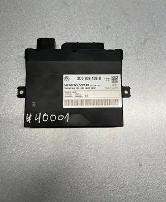 Volkswagen Touareg I Keyless (KESSY) go control unit/module 5WK48825