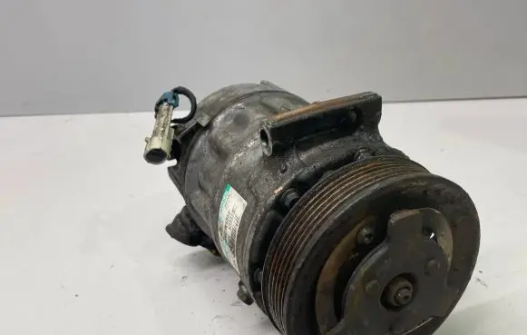 Opel Insignia A Air conditioning (A/C) compressor (pump) 13232307
