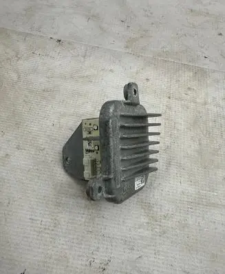 BMW X2 F39 LED ballast control module 90132032 30500020