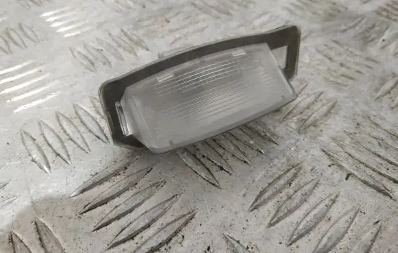 Mitsubishi Outlander Number plate light 1141283