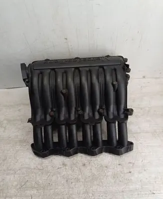 Mercedes-Benz Vaneo W414 Intake manifold 6680900301