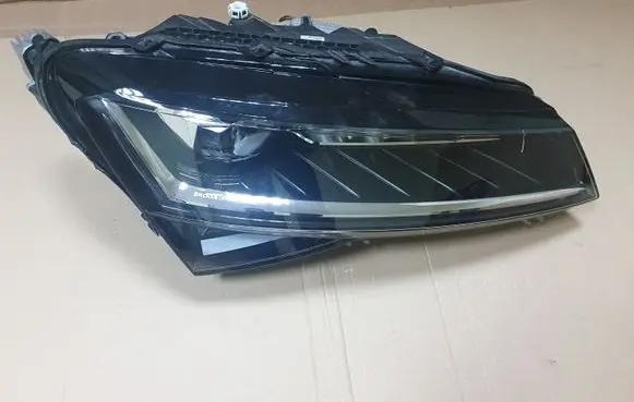 Skoda Superb B8 (3V) Headlight/headlamp 3V1941016D