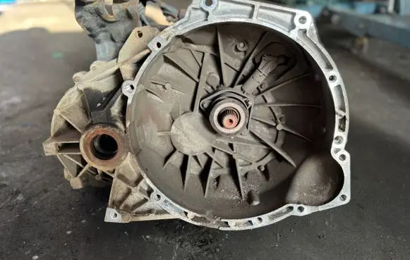 Ford C-MAX I Manual 5 speed gearbox 6M5R7002ZB 160107041927 T1CE2