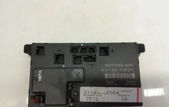 Mercedes-Benz E W211 Door control unit/module 2118201685