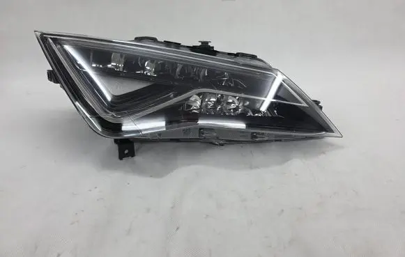 Seat Leon (5F) Headlight/headlamp SPEED5F1941008G 5F1941008G