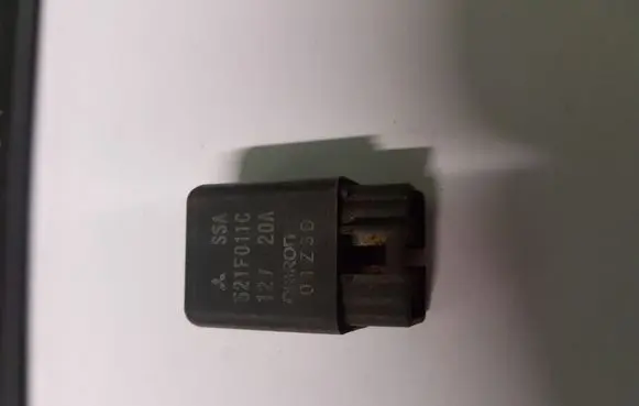 Mitsubishi Pajero Sport I Other relay 521F011C