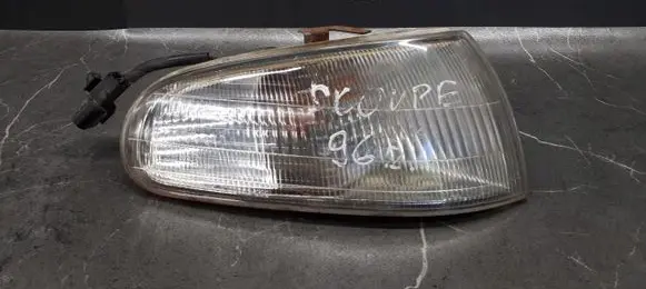 Hyundai Scoupe Front indicator light 92302-232