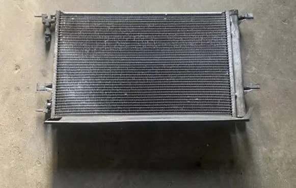 Chevrolet Orlando A/C cooling radiator (condenser) 13267649 J11M22A