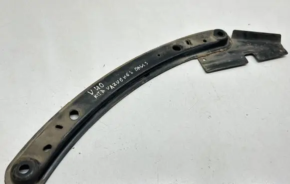 Volvo V40 Cross country Other front suspension part CV61A10684AA C9H7A