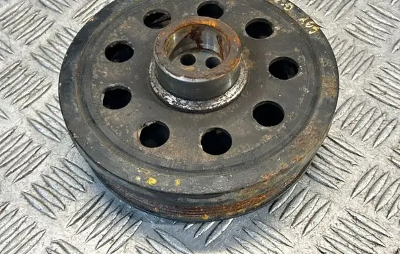 BMW 3 E90 E91 Crankshaft pulley