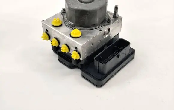 Suzuki Swift II ABS Pump 5611068LA0 0265242044 0265956013