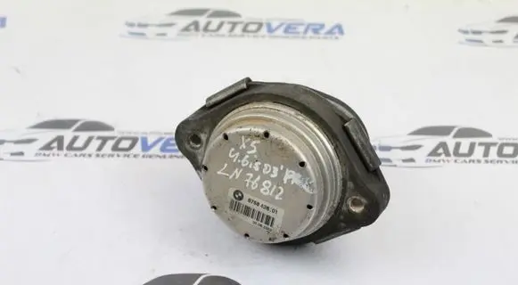 BMW X5 E53 Engine mount bracket 6758428