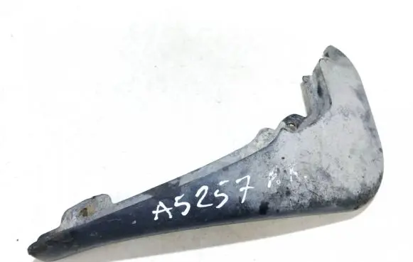 Ford Mondeo Mk III Front mudguard 