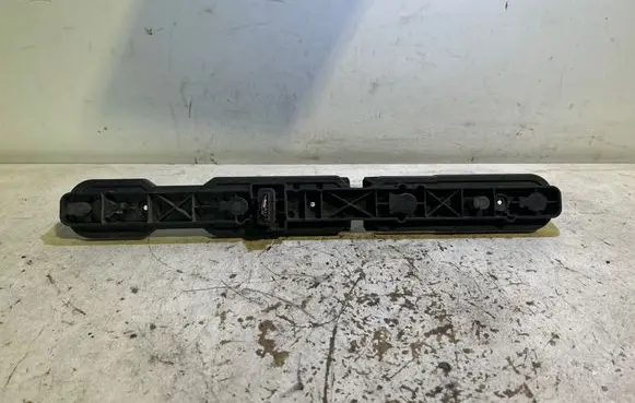 Renault Master III Tail light bulb cover holder 17109800