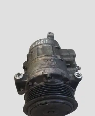 Volkswagen Golf VII Air conditioning (A/C) compressor (pump)