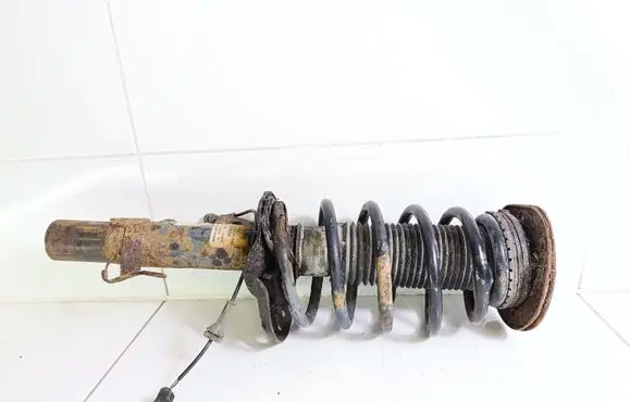 Volvo S80 Front shock absorber with coil spring 30781485