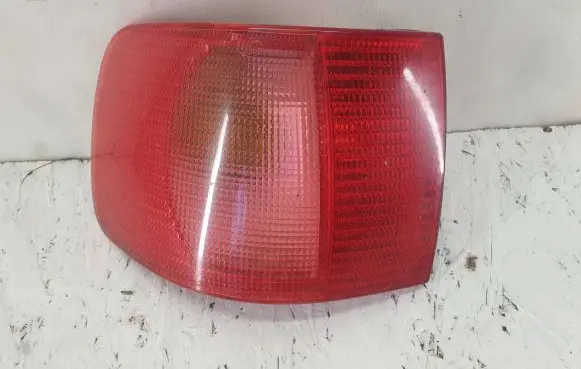 Audi A6 S6 C4 4A Rear/tail lights 138007