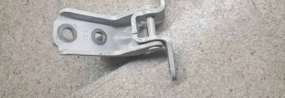 KIA EV6 Front door lower hinge 