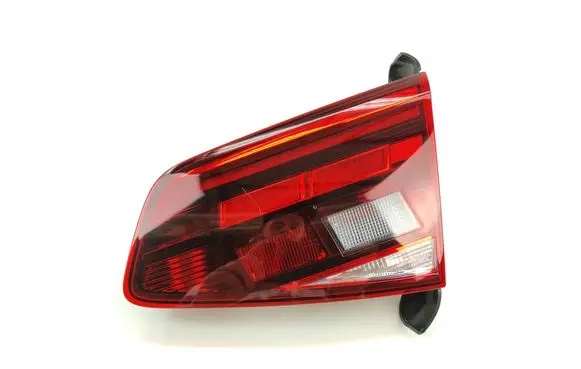 Volkswagen PASSAT B8 Rear/tail lights 3G5945094D