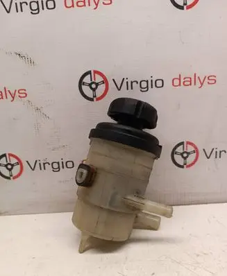 KIA Sorento Power steering fluid tank/reservoir