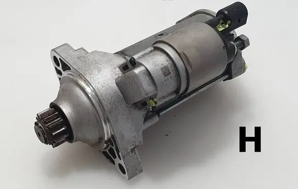 Volkswagen Touran III Starter motor 02E911022C