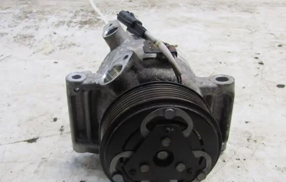 Nissan Micra K14 Air conditioning (A/C) compressor (pump) 926003541R