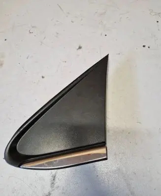Fender end trim