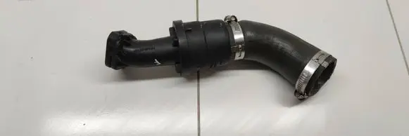 Ford Focus Intercooler hose/pipe JV216C646BB V1B6B