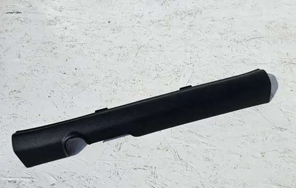 KIA Xceed side skirts sill cover 85871J7000