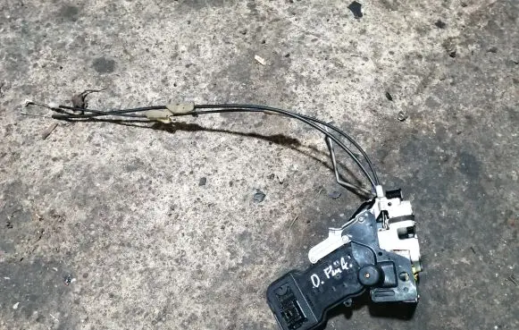 Mazda 2 Front door lock