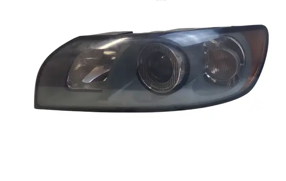 Volvo V50 Headlight/headlamp 30698885
