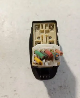 Hyundai Accent Other switches/knobs/shifts 821W04620